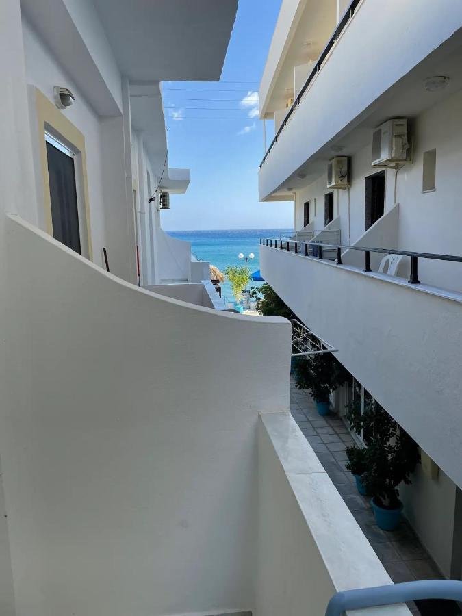 Giant Woman Apartment Tsoutsouros  Exterior photo